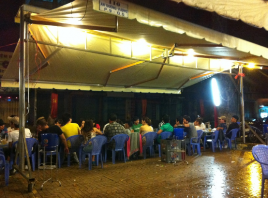 mái xếp quán nhậu